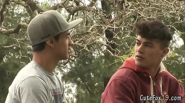 Jovenes gay haciendo el amor