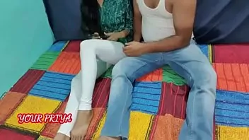 Hermanos follam a escondidas