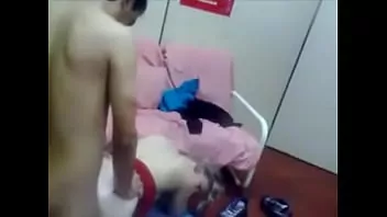 Marido cornuda regala a su mujer