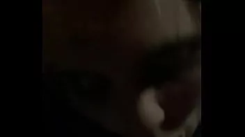 Chica gorda blanca comiendo polla