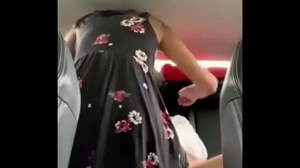 Colegiala primera cita sexo