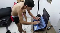 Sexo casero con esposaswebcam en el trabajo