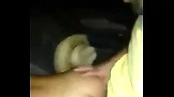 Trio donde ve cómo se follan a su novia