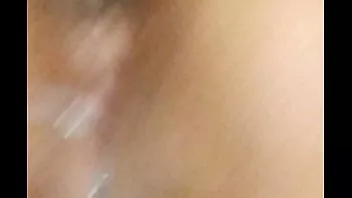 Penes goteando semen