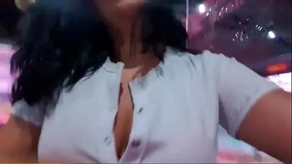 Masturbandose En Grupo