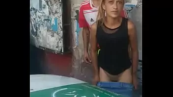 Desconocidas en la calle