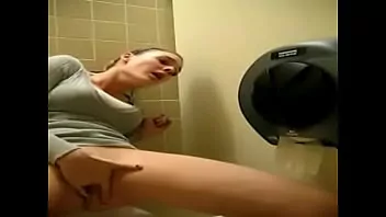 Paja baño publico