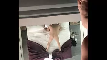 Cojiendo piernas al hombro con tacones