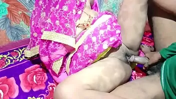 India ama de casa hacer trampa