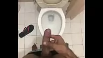 Diosaculona masturbandose