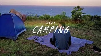 Follando en el campamento a mi hermanastra