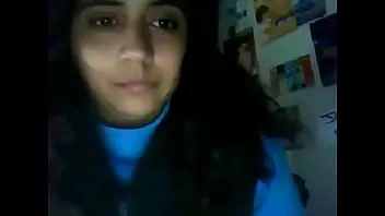 Mostrando mis tetas por webcam