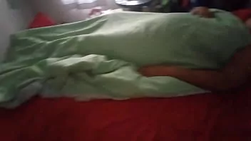 Conparto cuarto con mama