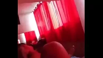 Cogiendo fuerte al novio jovenes