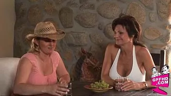 Lesbianas encuentros 0994